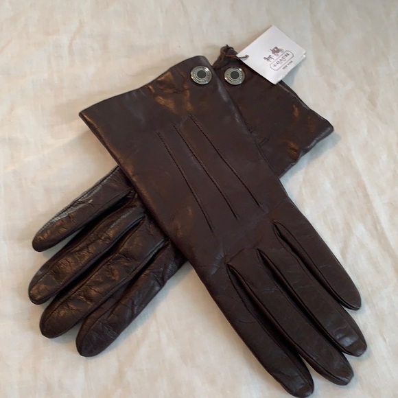 Coach gloves
